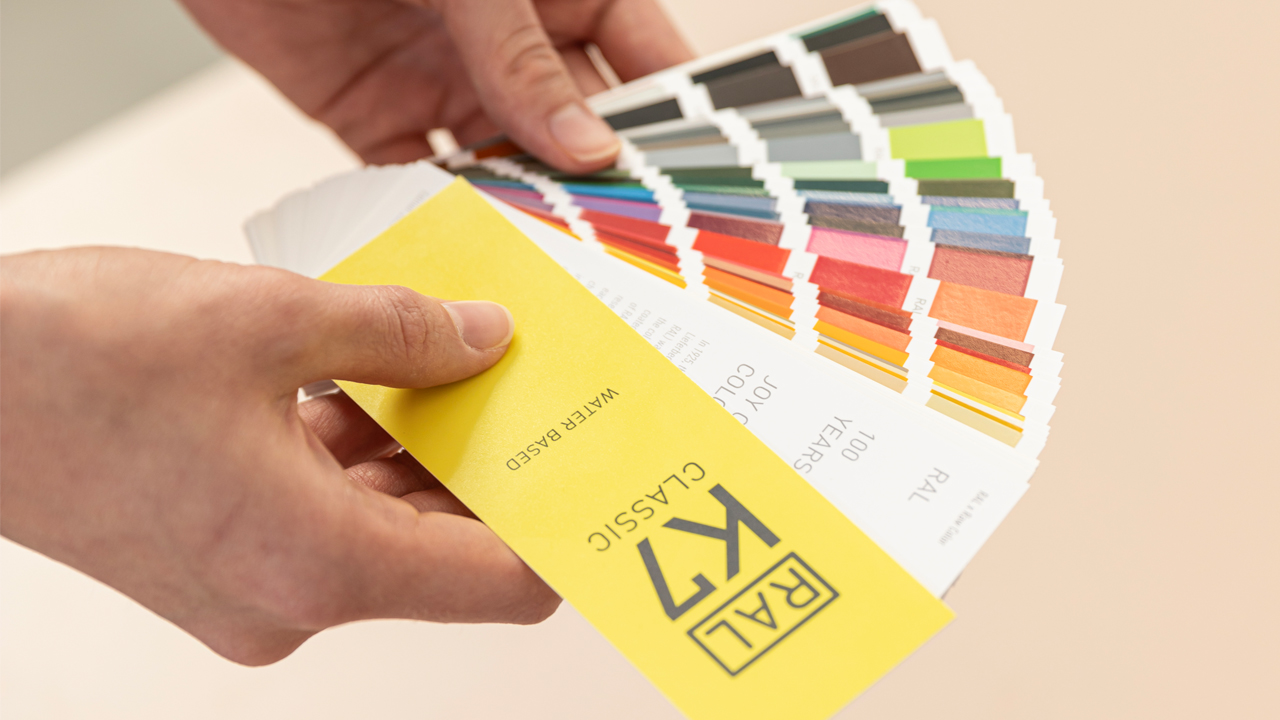 Paleta de cores padrão RAL K7 - Industrial - 2024 - Water Based - Imagem 9